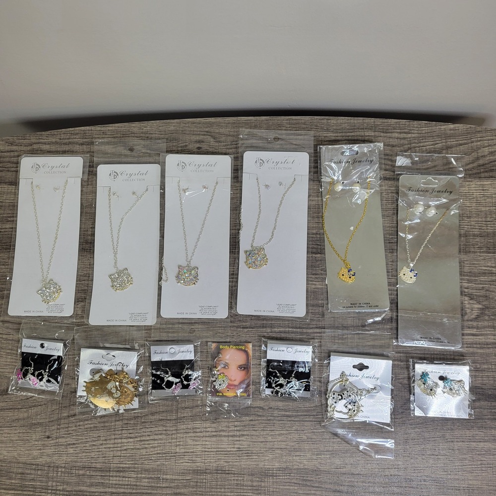 Hello Kitty 13 Piece Fashion Jewelry Necklace Earring Lot